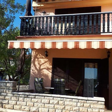 Apartments Santa Barbara Biograd Na Moru Exterior foto