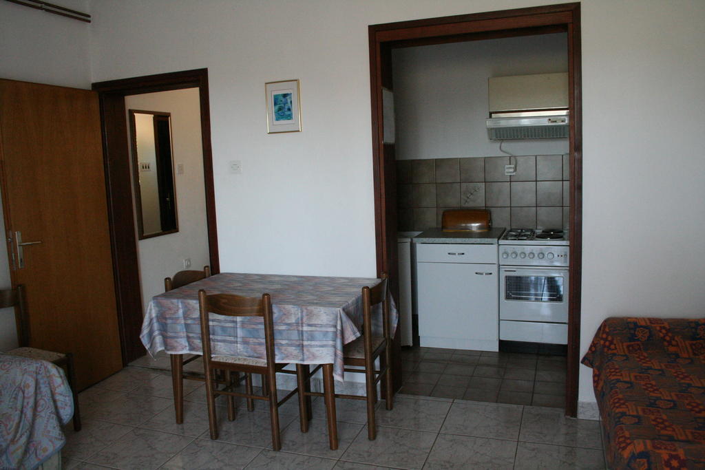 Apartments Santa Barbara Biograd Na Moru Cameră foto